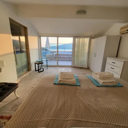 Themilkyway 2 Bedroom Penthouse Rooftop Apartment